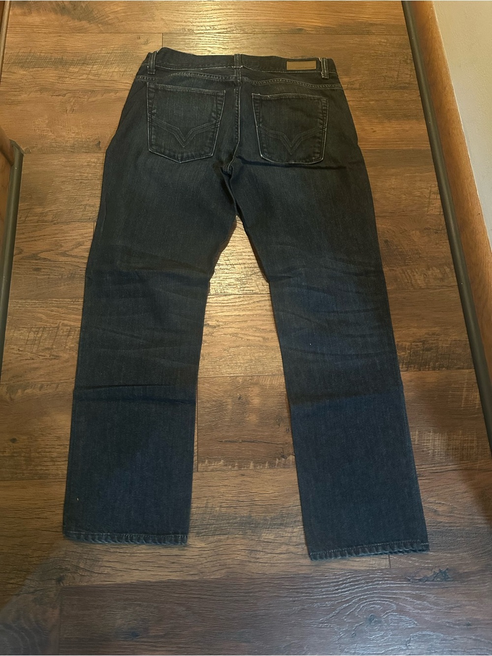 Classic Men's Straight-Leg Jeans in Dark Indigo DKNY - Picture 2 of 4